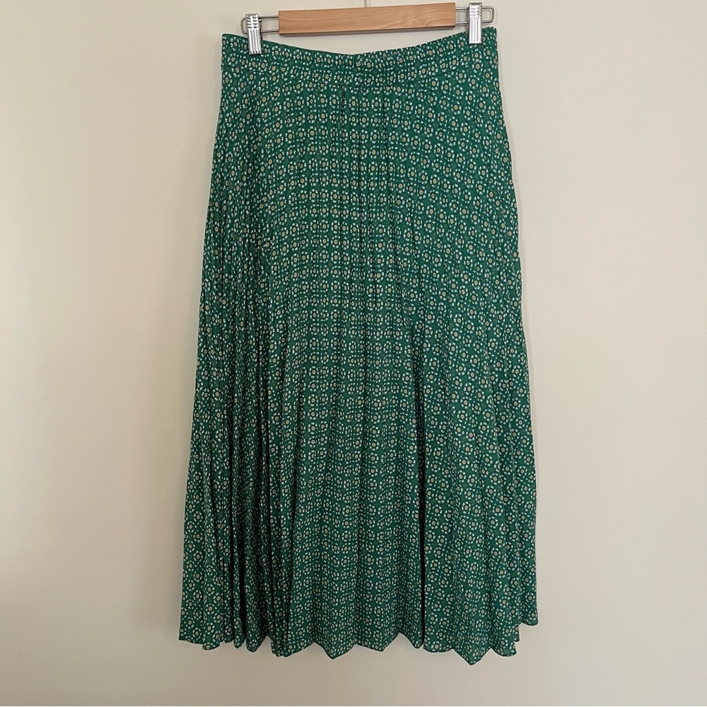 Green pleated maxi skirt elastic waist